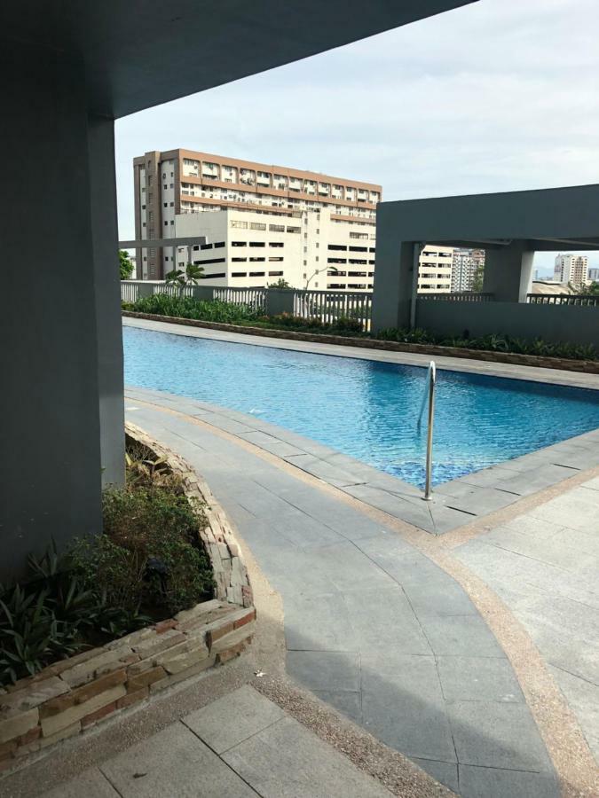 5H Tower C Manhattan Heights Cubao Qc Manila Exterior photo