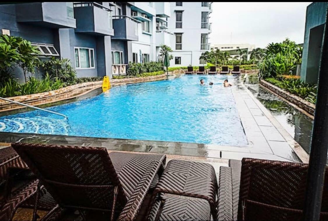 5H Tower C Manhattan Heights Cubao Qc Manila Exterior photo